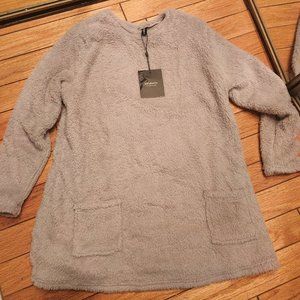 FUZZY WUZZY WUZ JUZT A FATANTANZTIC SWEATER(NWT)